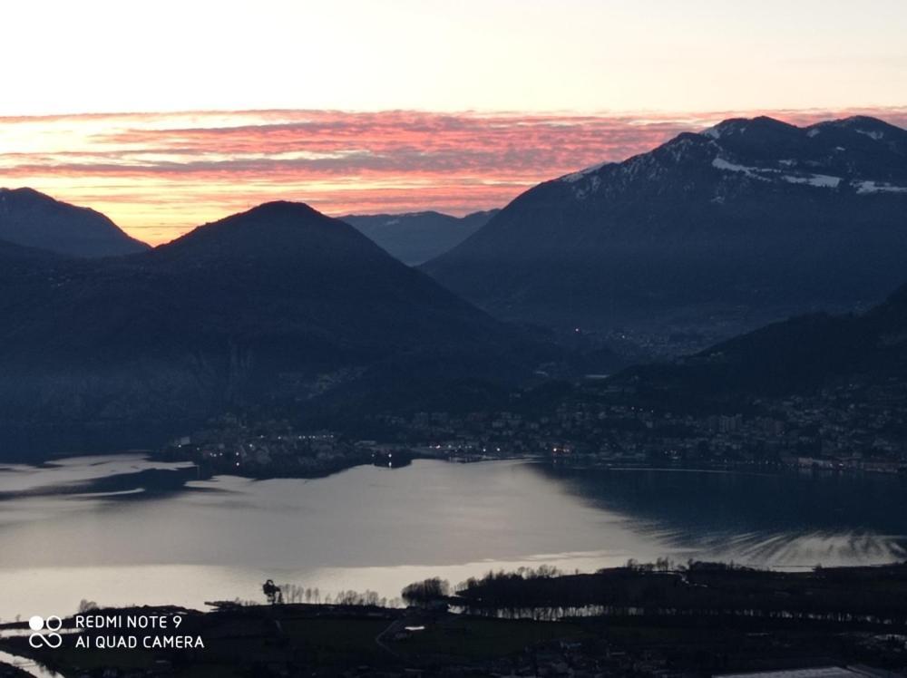 Casa Delle Api Lägenhet Pisogne Exteriör bild