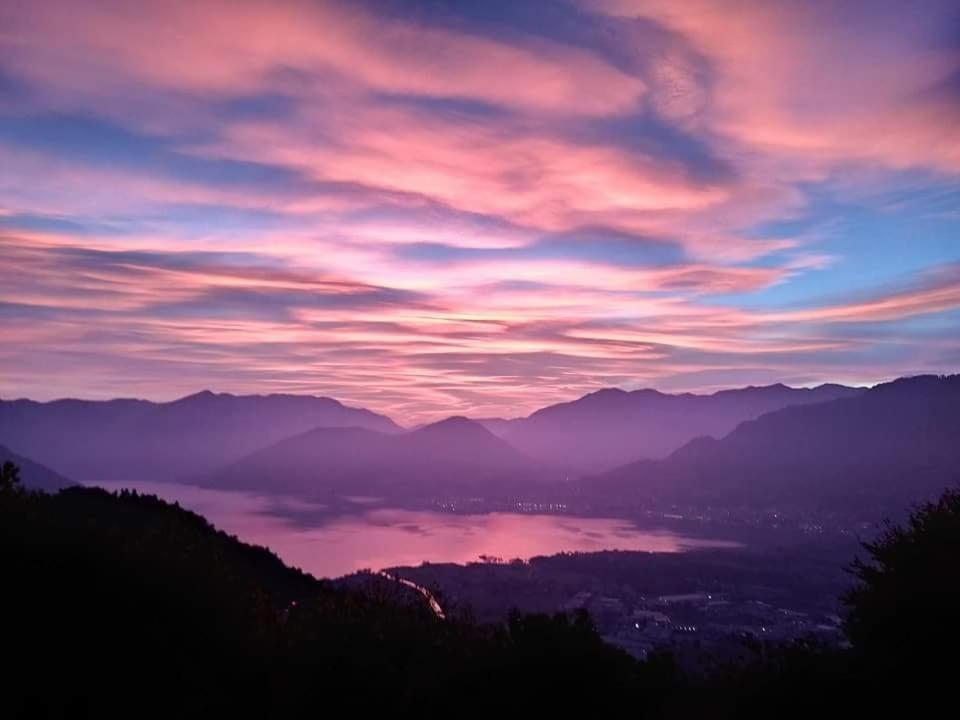 Casa Delle Api Lägenhet Pisogne Exteriör bild